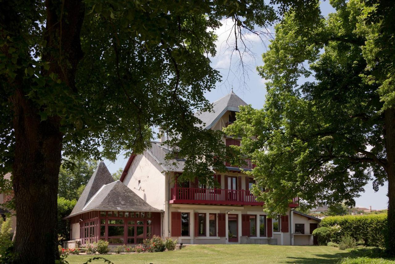 Hotel Le Monde De Charlie Bellerive-sur-Allier Exterior foto