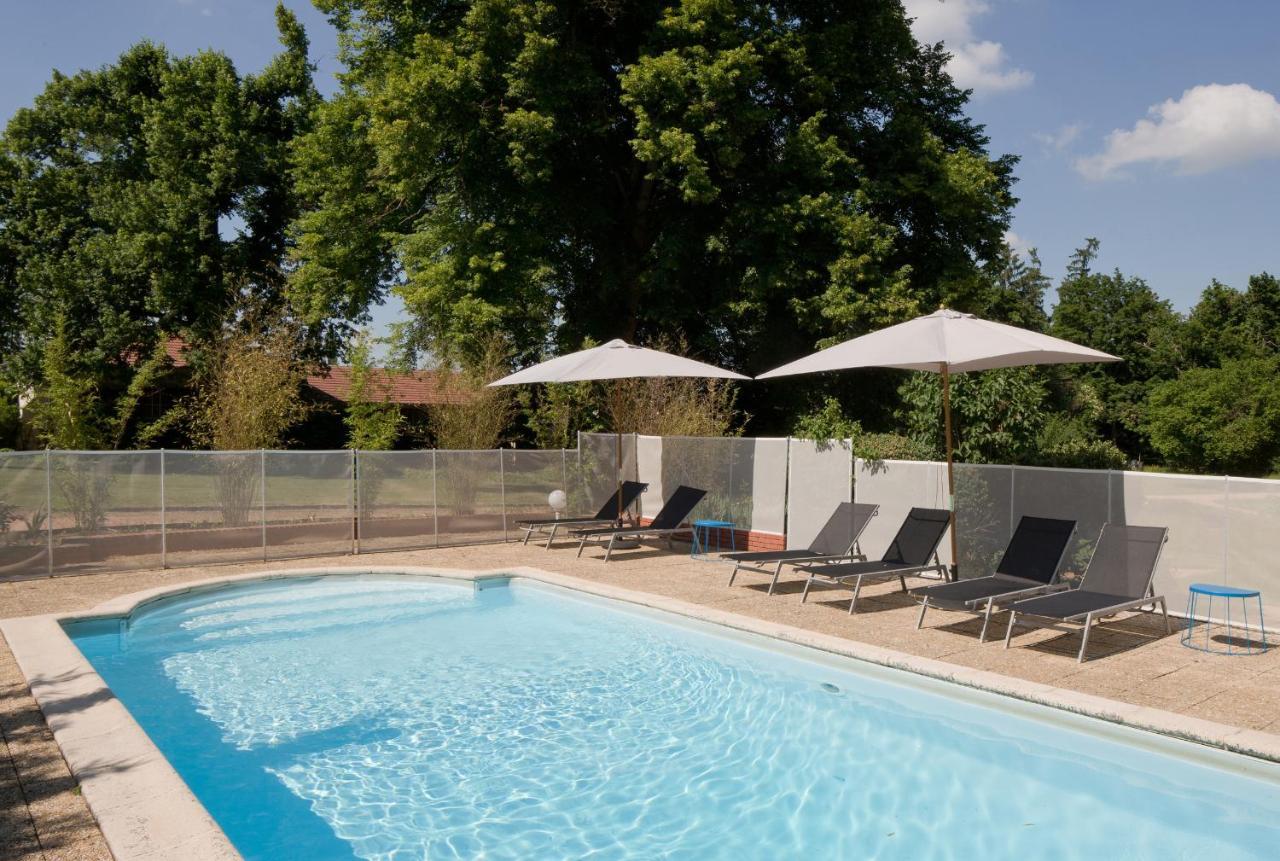 Hotel Le Monde De Charlie Bellerive-sur-Allier Exterior foto